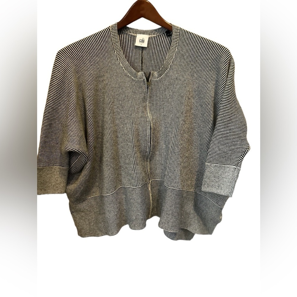 Cabi S white and black striped zip up oversized‎ top